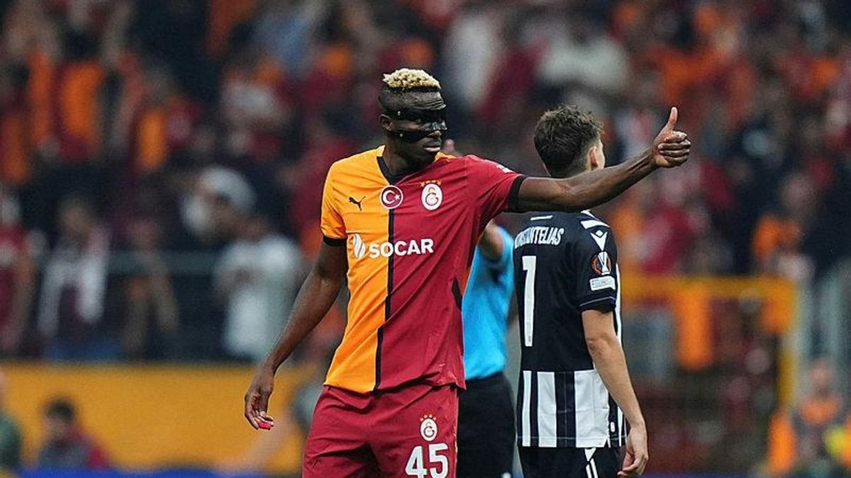 Osimhen ilk peşinde