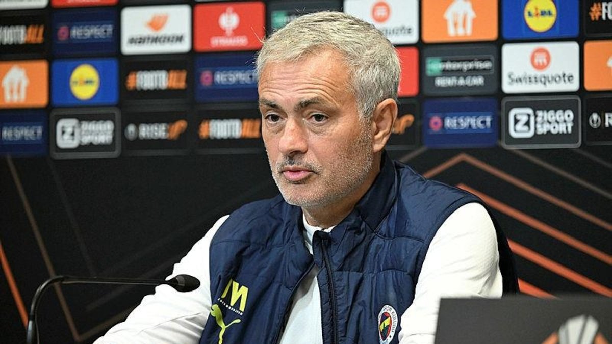 Fenerbahçe’de Jose Mourinho’dan flaş Manchester United sözleri! “Onların korkması için…”