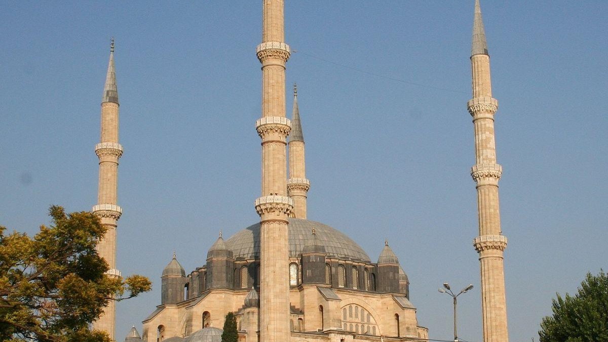 İstanbul namaz vakti 🤲28 Ekim 2024 | İstanbul sabah, öğle, ikindi, akşam, yatsı namazı saat kaçta?