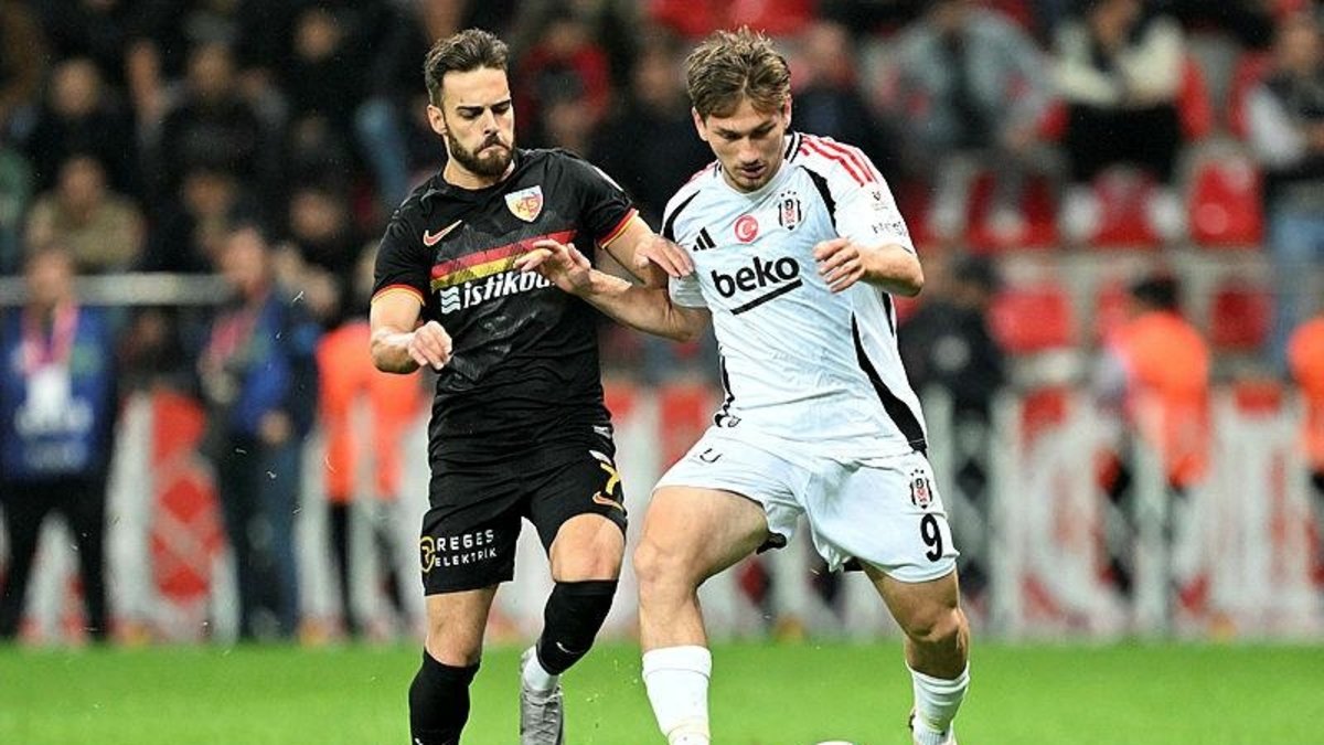 TRANSFER HABERLERİ | Beşiktaş’ta derbi öncesi olay Semih Kılıçsoy gelişmesi!